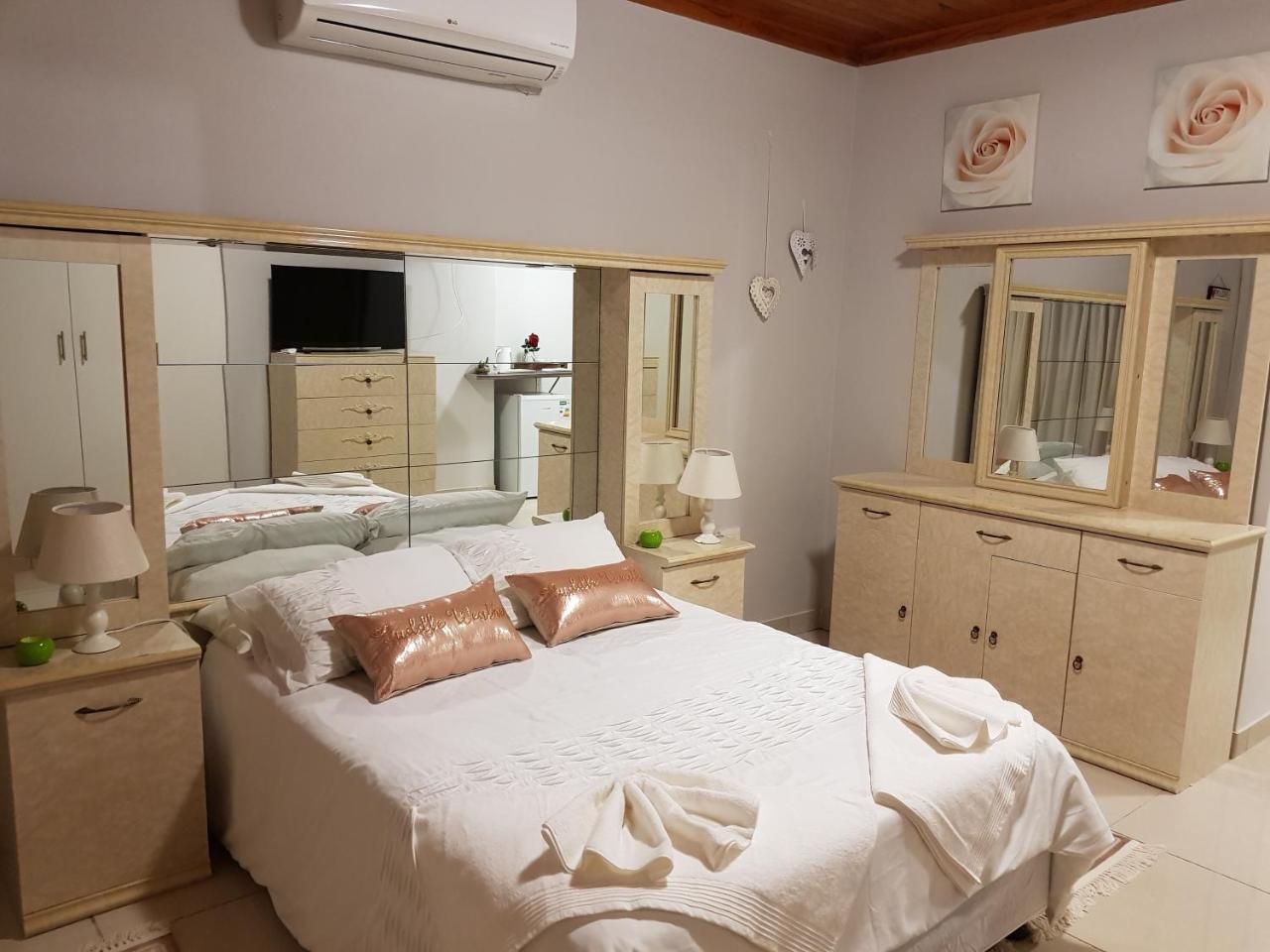 فندق Ry Courtyard Oshakati المظهر الخارجي الصورة